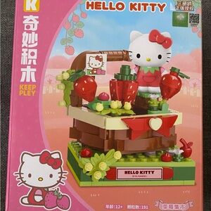Hello Kitty Strawberry Picnic Building Set